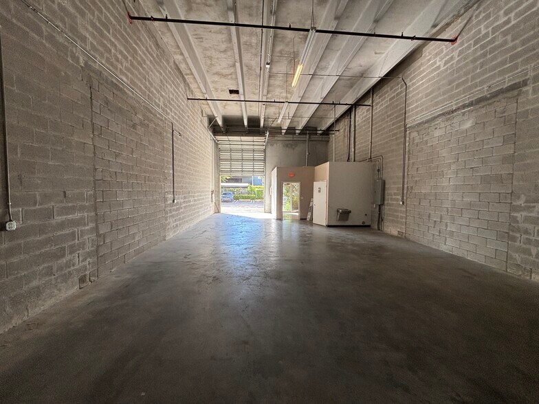 19101 SW 108 Ave, Miami, FL à louer - Photo de l’immeuble – Image 2 sur 33