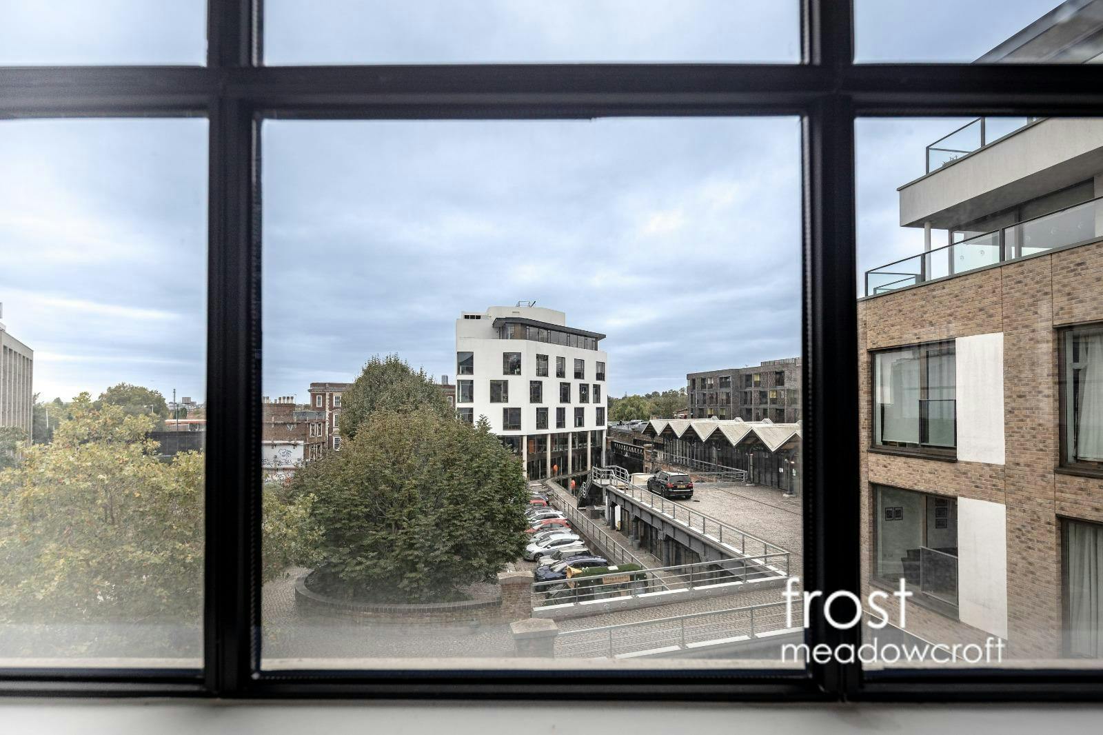 326 Kensal Rd, Londres à louer Photo intérieure– Image 1 sur 6