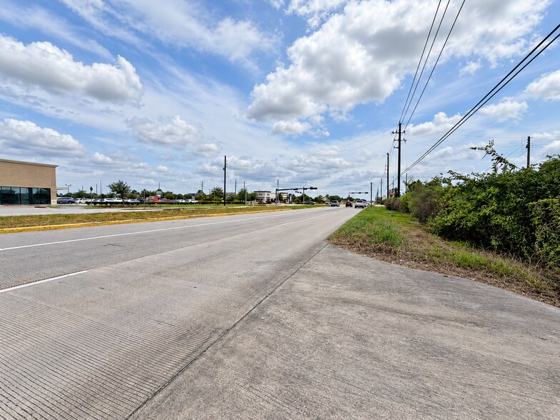 11700 Magnolia Pkwy Pky, Manvel, TX à vendre - Photo de l’immeuble – Image 2 sur 6
