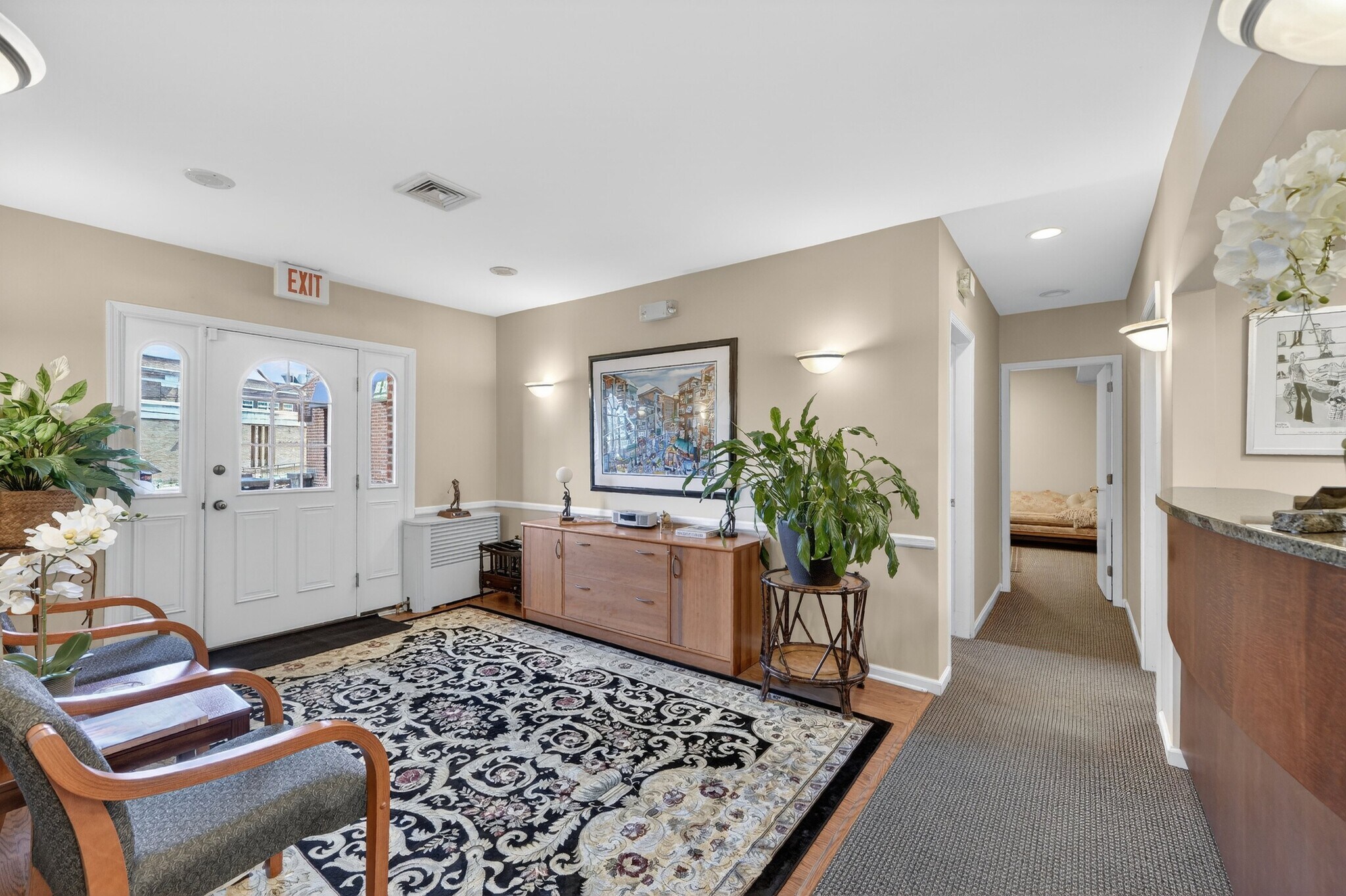 10 Nosband Ave, White Plains, NY à vendre Photo principale– Image 1 sur 30