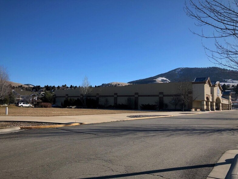 3800 S Russell St, Missoula, MT à vendre - Photo de l’immeuble – Image 2 sur 3