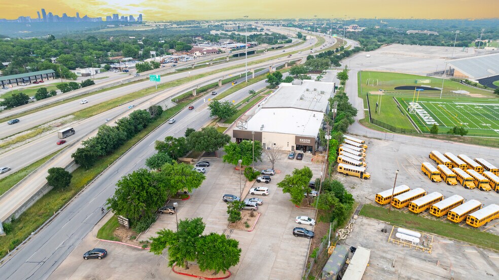 4715 S Lamar Blvd, Sunset Valley, TX à louer - Photo de l’immeuble – Image 2 sur 7