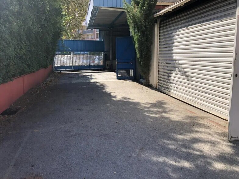Local d’activités dans Nice à louer - Photo de l’immeuble – Image 3 sur 18