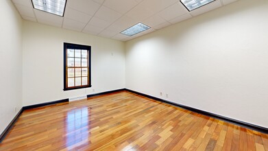 10144 N Port Washington Rd, Mequon, WI à louer Numérisation 3D Matterport– Image 1 sur 10