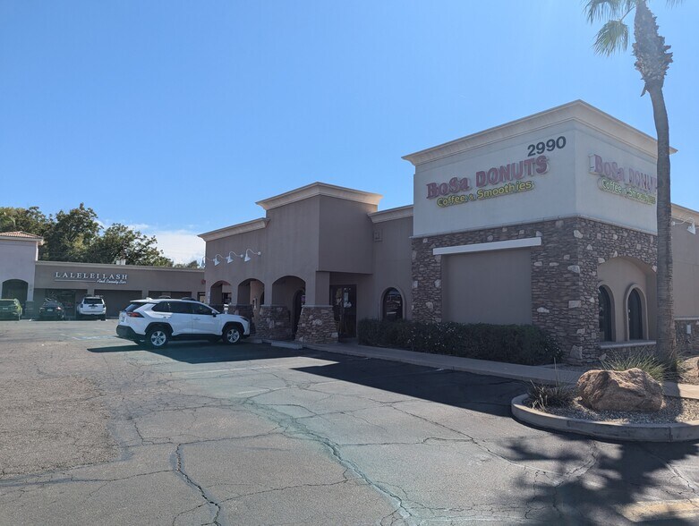2950 N Dobson Rd, Chandler, AZ à louer - Photo de l’immeuble – Image 3 sur 9