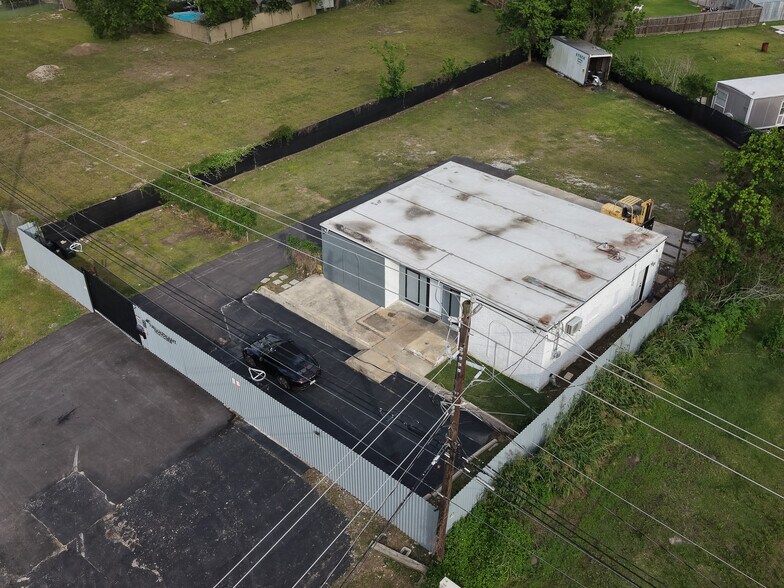 16526 Market St, Channelview, TX à vendre - Photo de l’immeuble – Image 2 sur 27