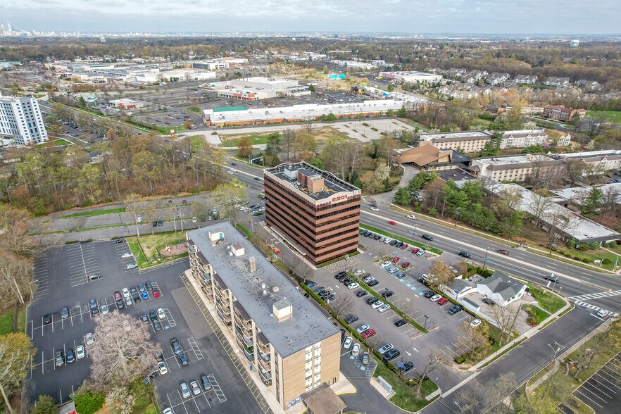 2201 Rt 38, Cherry Hill, NJ à louer - Photo de l’immeuble – Image 3 sur 7