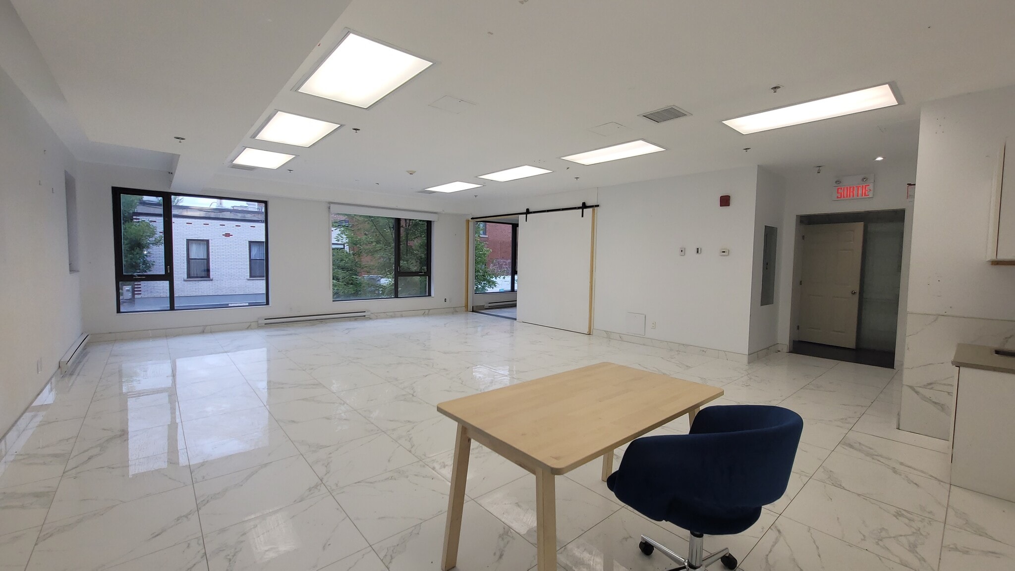 4510-4512 Rue Cartier, Montréal, QC à louer Photo intérieure– Image 1 sur 11