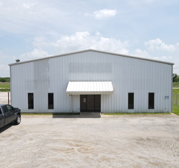 311 National Dr, Rockwall, TX à louer - Photo de l’immeuble – Image 3 sur 5