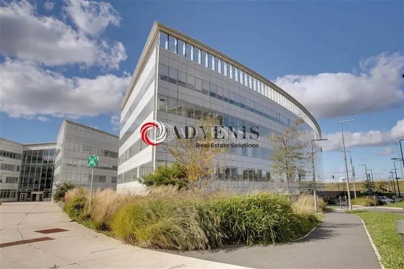 Bureau dans Tremblay-en-France à louer Photo de l’immeuble– Image 1 sur 13