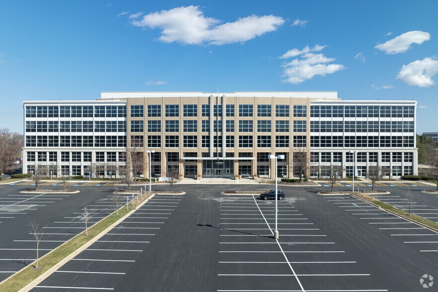 4 Parkway Blvd N, Deerfield, IL à louer - Photo de l’immeuble – Image 2 sur 14