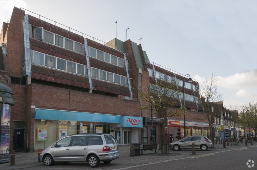 27-37 Station Rd, Hayes à louer - Photo de l’immeuble – Image 2 sur 3