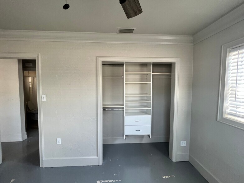 4810 110th Ave, Pinellas Park, FL à vendre - Photo de l’immeuble – Image 3 sur 12