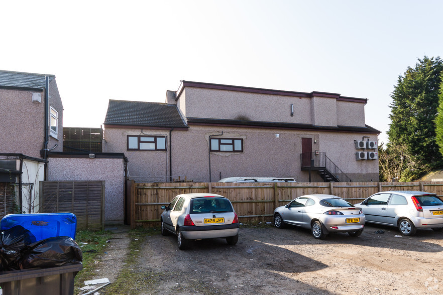 103-105 High Rd, Benfleet à vendre - Photo de l’immeuble – Image 2 sur 4