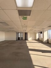 3250 Wilshire Blvd, Los Angeles, CA à louer Photo intérieure– Image 2 sur 9