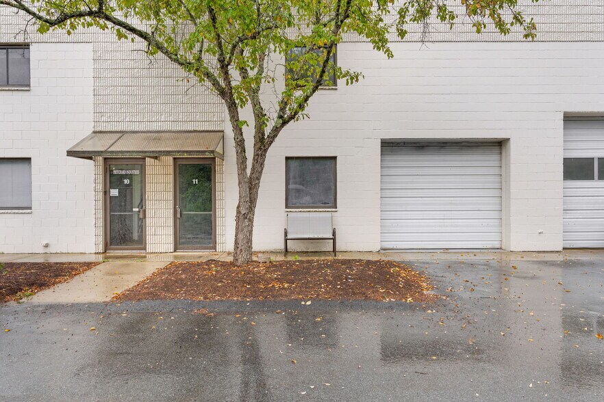 34 Sullivan Rd, North Billerica, MA à vendre - Photo de l’immeuble – Image 2 sur 11