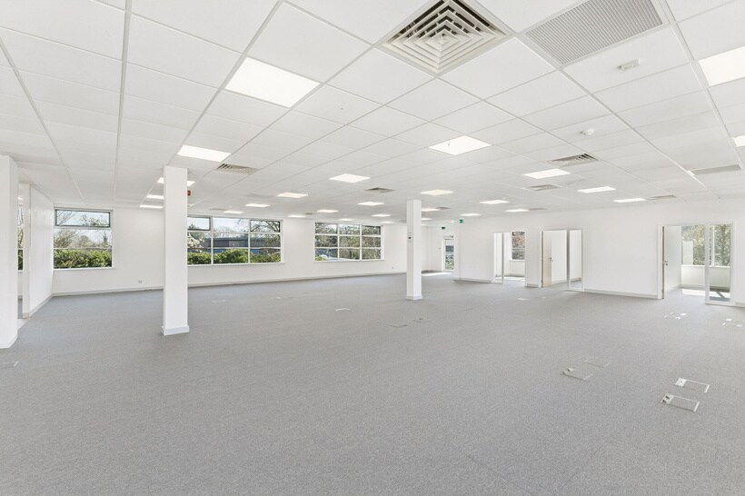Beechwood, Grove Business Park, White Waltham, Maidenhead à louer Photo intérieure– Image 1 sur 6