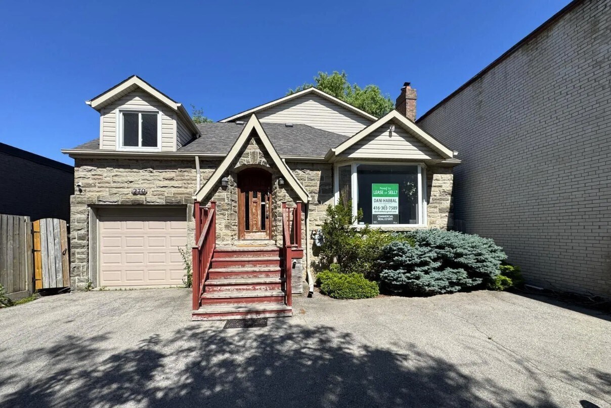 270 Lakeshore Rd E, Mississauga, ON à louer Photo principale– Image 1 sur 2