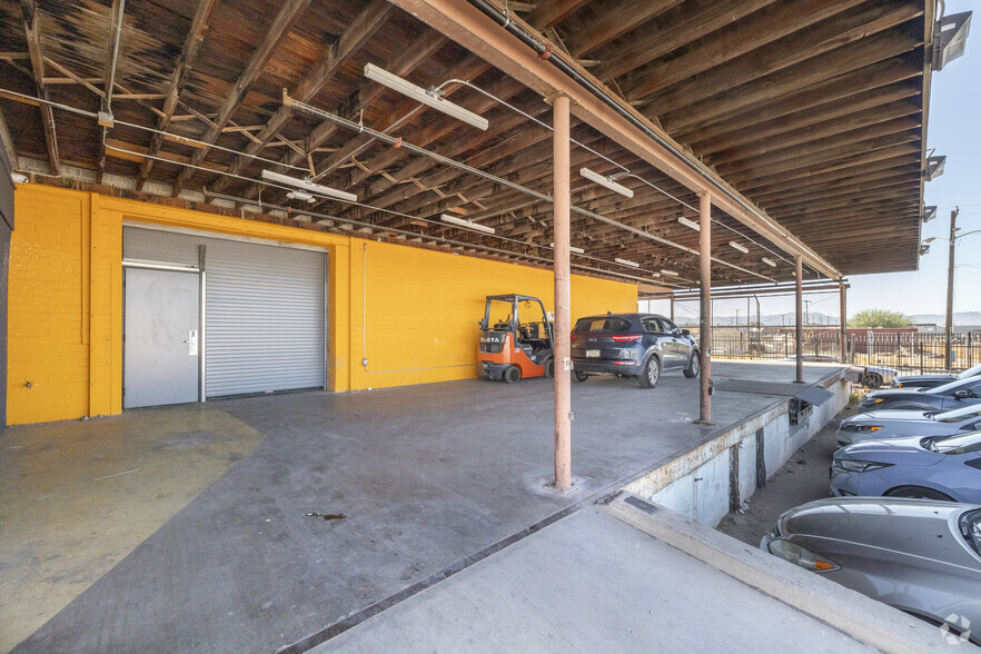 910 W Jackson St, Phoenix, AZ à louer - Photo de l’immeuble – Image 3 sur 22
