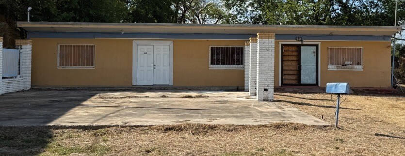 6545 Historic Old US 90 Hwy, San Antonio, TX à vendre - Photo de l’immeuble – Image 1 sur 1