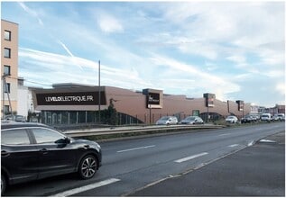 60-62 Route D'Orleans, Montlhéry à louer Photo de l’immeuble– Image 1 sur 3