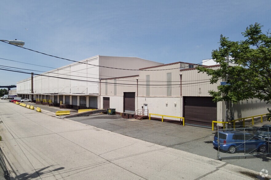 31 Pennsylvania Ave, Kearny, NJ à louer - Photo de l’immeuble – Image 2 sur 5