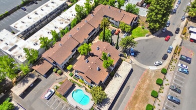 2626 Marigold Ln, Sacramento, CA - VUE AÉRIENNE  vue de carte