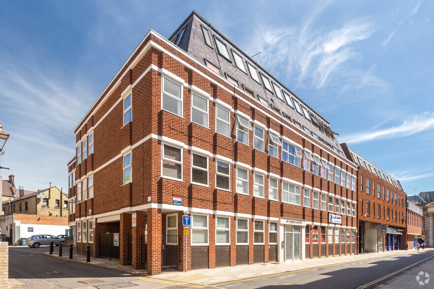 19 Priestgate, Peterborough à louer - Photo principale – Image 1 sur 4