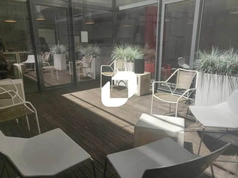 Bureau dans Paris à louer - Photo intérieure – Image 2 sur 8