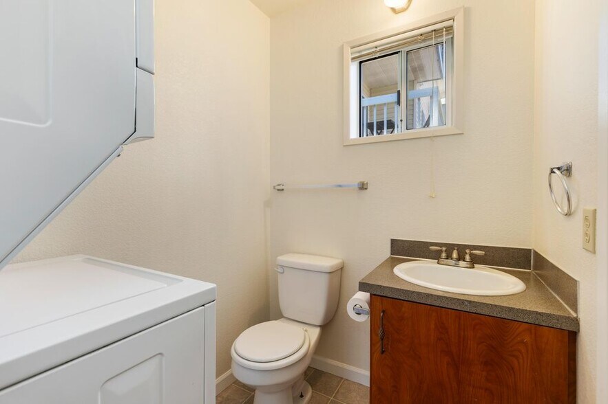 1727 NW 61st St, Seattle, WA à vendre - Photo de l’immeuble – Image 2 sur 11