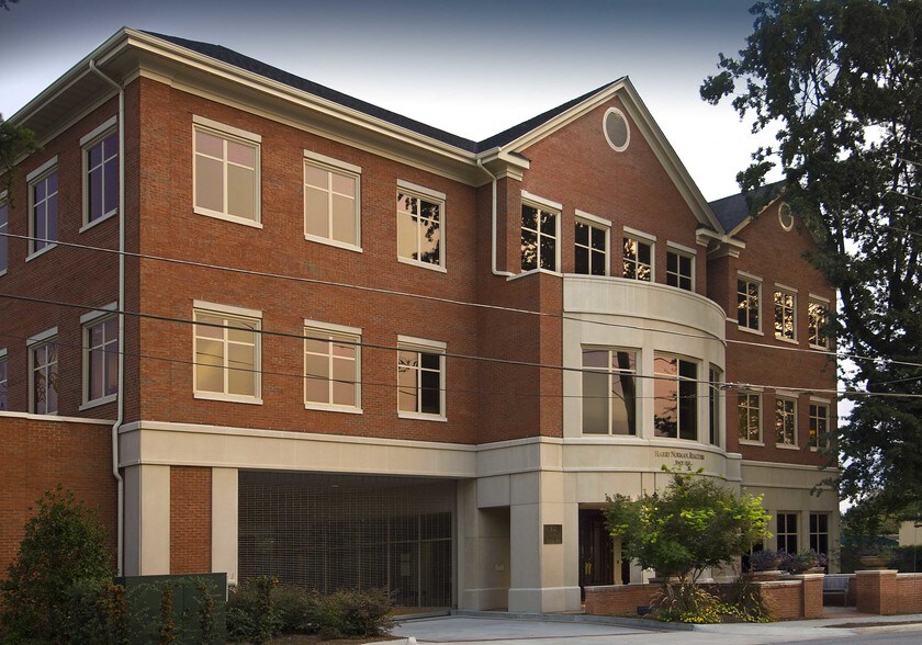 532 E Paces Ferry Rd NE, Atlanta, GA à vendre - Photo de l’immeuble – Image 3 sur 22