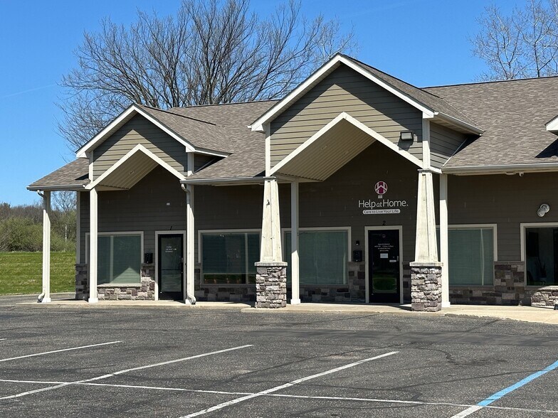 633 Hooker Rd, Allegan, MI à vendre - Photo de l’immeuble – Image 3 sur 5