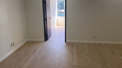 24303 Walnut St, Santa Clarita, CA à louer - Vidéo sur l’annonce professionnelle 