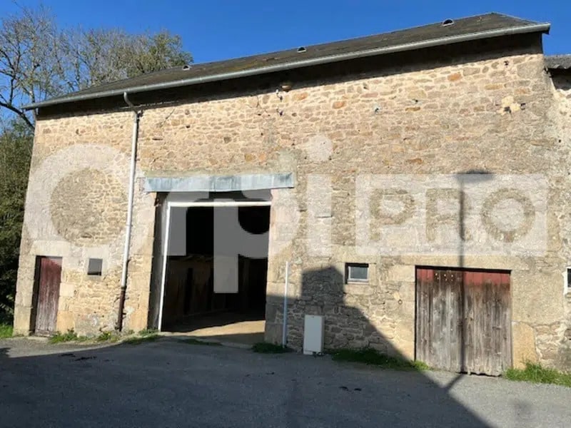 Industriel/Logistique dans Bessines-sur-Gartempe à louer Photo de l’immeuble– Image 1 sur 7