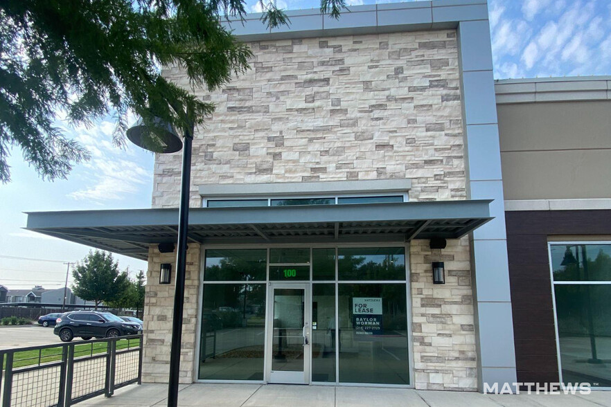 14380 Marsh Ln, Addison, TX à louer - Photo de l’immeuble – Image 2 sur 6