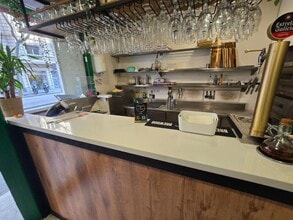 Local commercial dans Barcelone, Barcelona à louer Photo intérieure– Image 1 sur 14