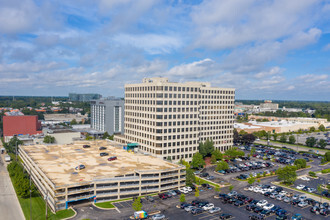 4709-4711 Golf Rd, Skokie, IL - VUE AÉRIENNE  vue de carte - Image1