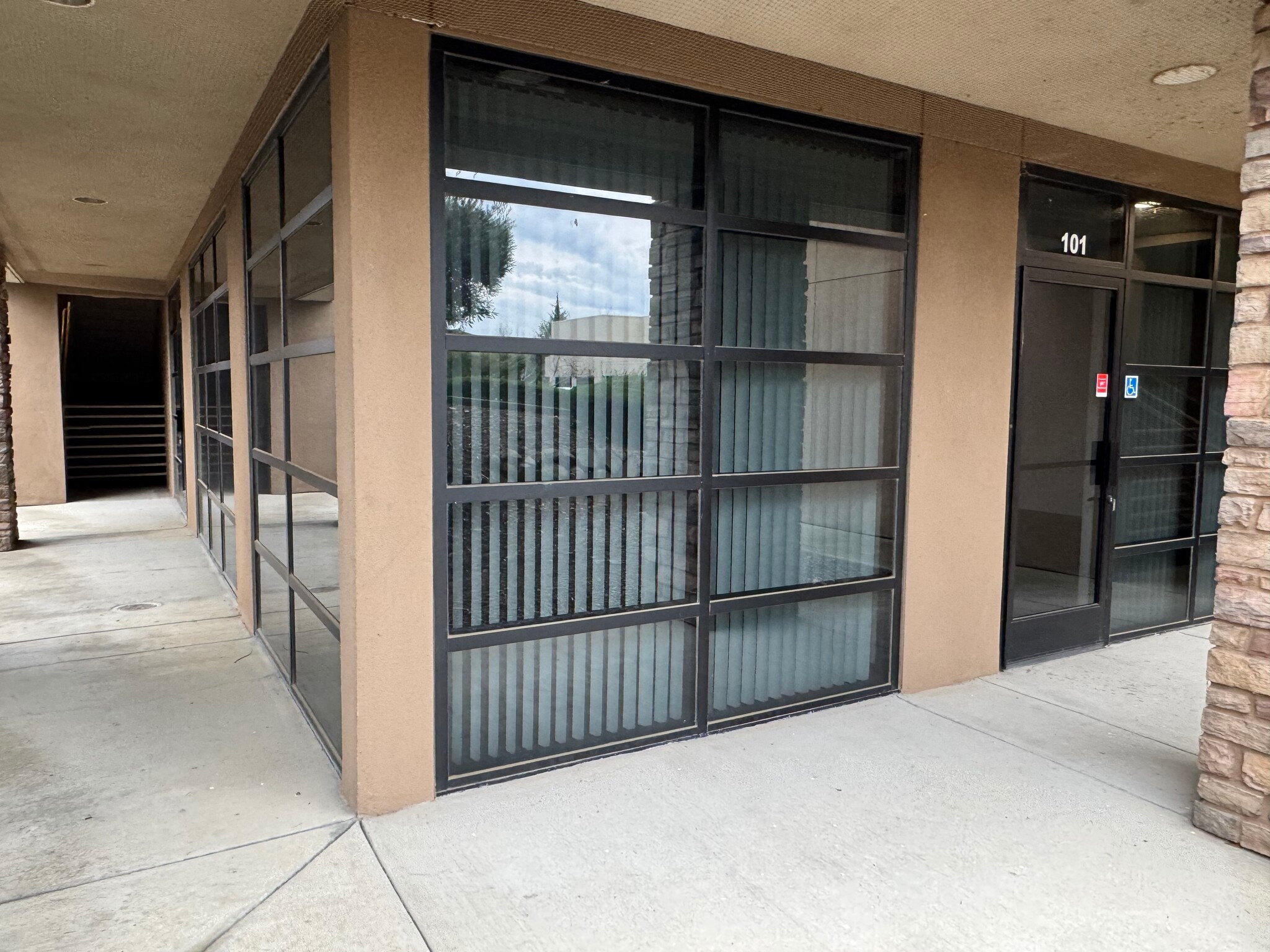 4659 Golden Foothill Pky, El Dorado Hills, CA à louer Photo intérieure– Image 1 sur 8