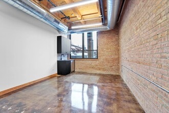 1800-1814 W Cuyler Ave, Chicago, IL à louer Photo intérieure– Image 1 sur 3