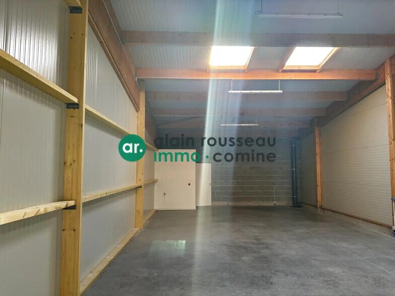 Local d’activités dans Saint-Léger-de-Linières à louer - Photo de l’immeuble – Image 2 sur 3