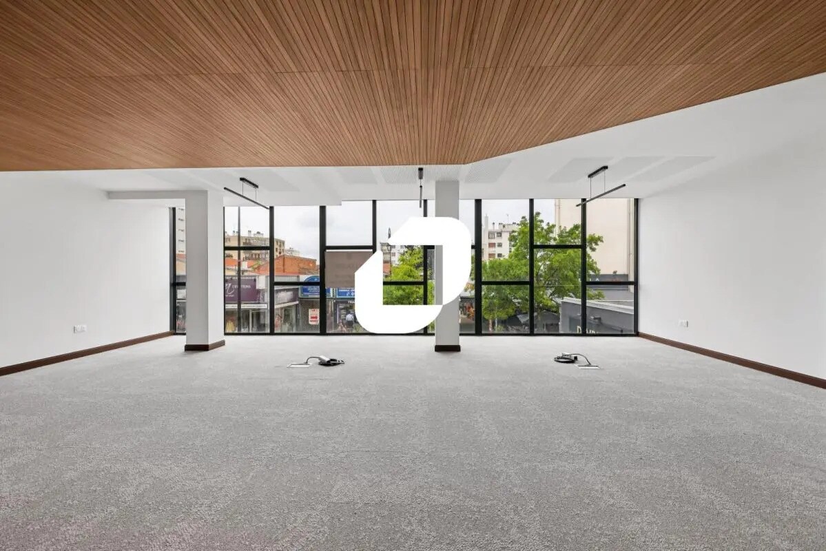 Bureau dans Saint-Maur-des-Fossés à louer Photo de l’immeuble– Image 1 sur 12