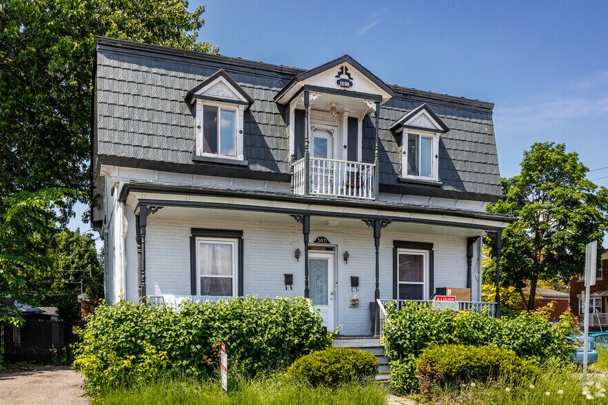 3671-3671A Ch Du Souvenir, Laval, QC à vendre - Photo de l’immeuble – Image 2 sur 2