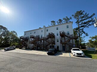 Plus de détails pour 610 Baytree Rd, Valdosta, GA - Logement à vendre