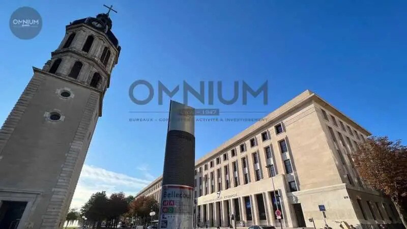 Bureau dans Lyon à louer - Photo de l’immeuble – Image 2 sur 12
