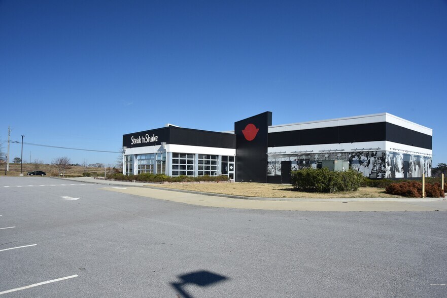 491 Fob James Dr, Valley, AL à vendre - Photo de l’immeuble – Image 3 sur 18