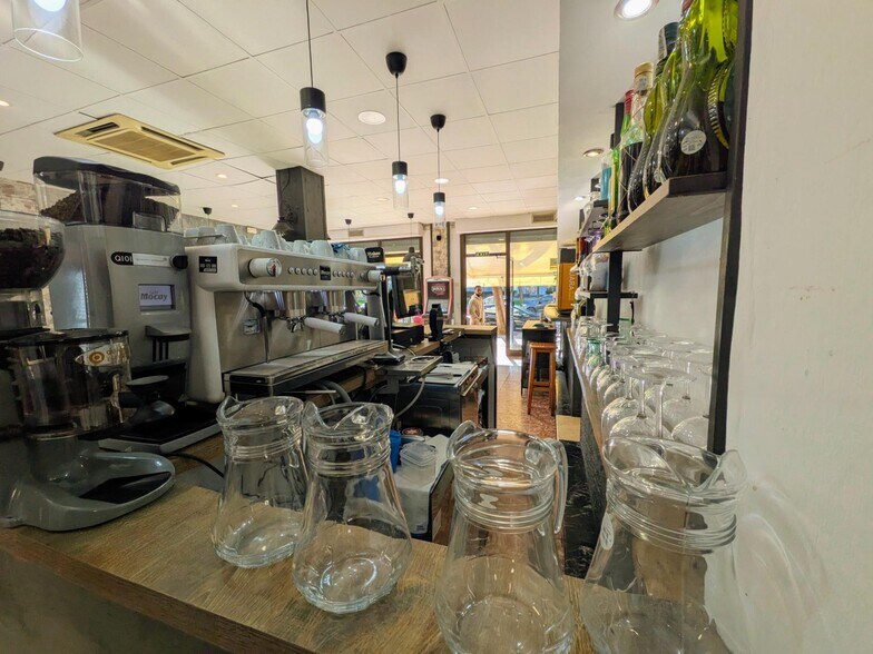 Local commercial dans Palma, Islas Baleares à louer - Photo de l’immeuble – Image 3 sur 14