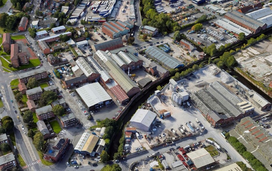 Stanley St, Stalybridge à louer - Photo principale – Image 1 sur 2