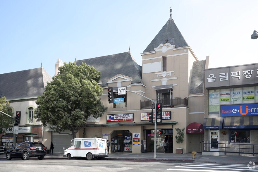 3006 Wilshire Blvd, Los Angeles, CA à louer - Photo principale – Image 2 sur 15