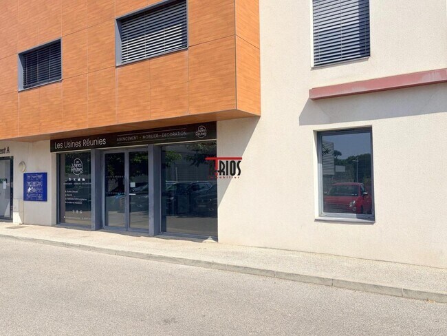 Plus de détails pour Bureau à vendre