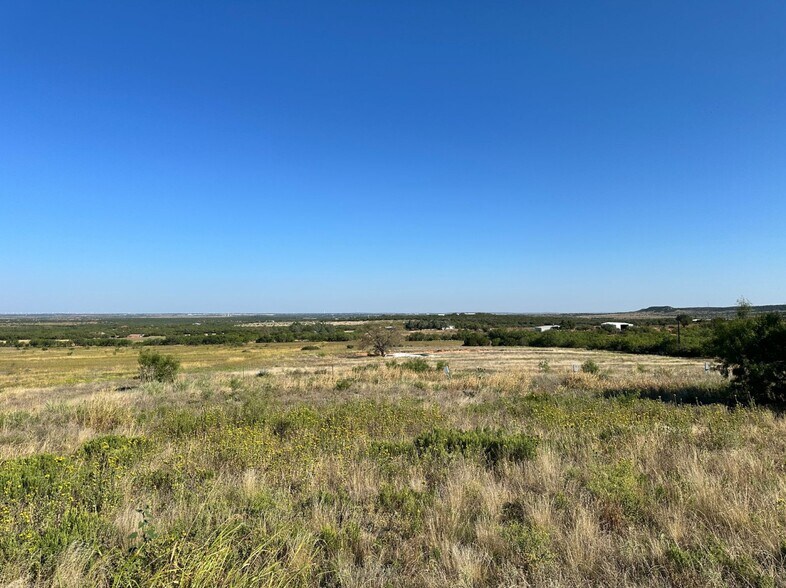 800 County Road 214, Sweetwater, TX à louer - Photo principale – Image 1 sur 10